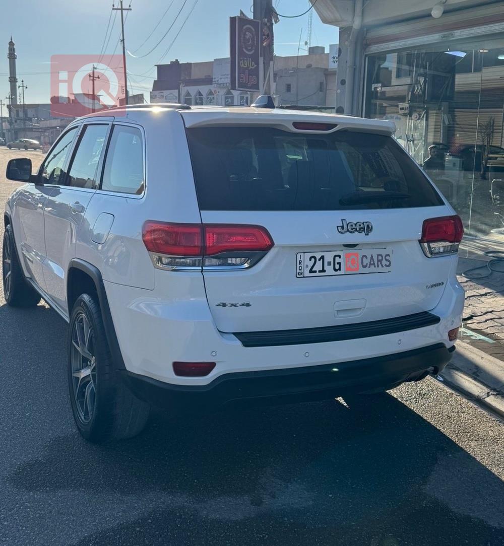 جيب جراند شيروكي